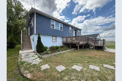161 Harvard Rd, Pennsville Township, NJ 08070 - Photo 3