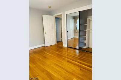 75 S Ashby Ave, Livingston, NJ 07039 - Photo 7