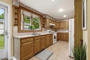 3 King Rd, Roxbury Township, NJ 07850 - Photo 11