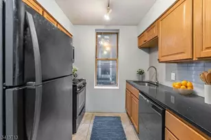 250 Clendenny Ave, Jersey City, NJ 07304 - Photo 3