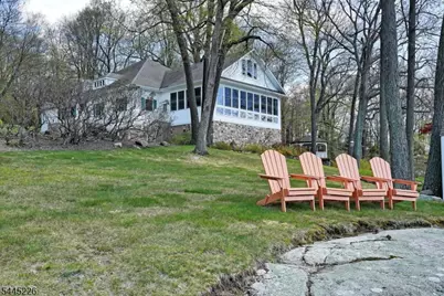 54 Halsey Is, Jefferson Township, NJ 07849 - Photo 15