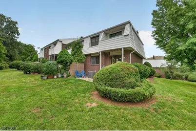 301 Windsor Ct, Hillsborough Township, NJ 08844 - Photo 25