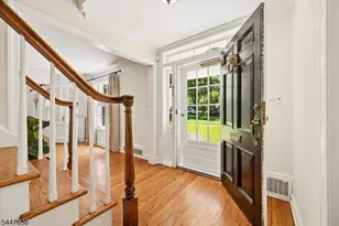 75 Club Dr, New Providence, NJ 07901 - Photo 7