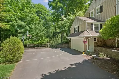 75 Club Dr, New Providence, NJ 07901 - Photo 3