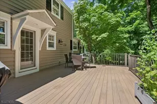 75 Club Dr, New Providence, NJ 07901 - Photo 5