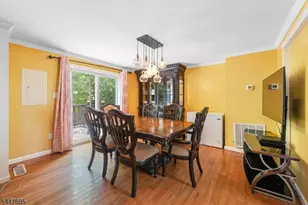 4 Dandridge Dr, Newark, NJ 07108 - Photo 3