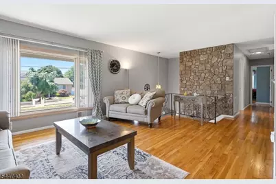 38 Brunswick Dr, Howell Township, NJ 07731 - Photo 7