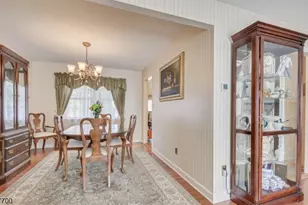 19 Annette Dr, Edison, NJ 08820 - Photo 13
