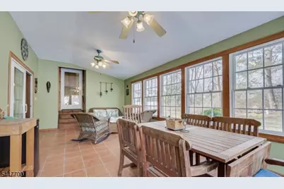19 Annette Dr, Edison, NJ 08820 - Photo 7