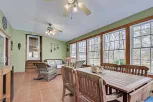 19 Annette Dr, Edison, NJ 08820 - Photo 7