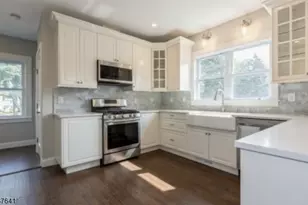 92 3rd Ave, Garwood, NJ 07027 - Photo 5