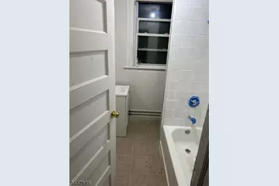 482 Irvine Turner Blvd, Newark, NJ 07108 - Photo 9