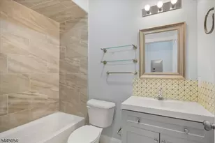 267 S 10th St, Newark, NJ 07103 - Photo 9
