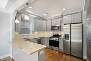 267 S 10th St, Newark, NJ 07103 - Photo 5