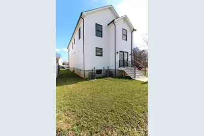 95 Kennedy Ave, Aberdeen Township, NJ 07721 - Photo 25