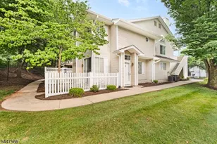 47 Encampment Dr, Bedminster Township, NJ 07921 - Photo 1