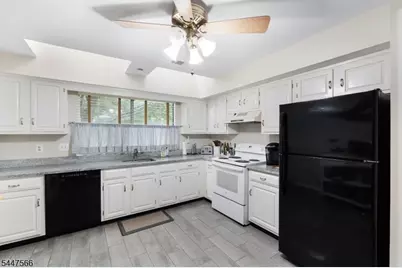 47 Encampment Drive, Bedminster Township, NJ 07921 - Photo 7