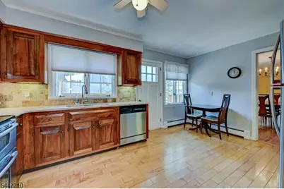 10 Thompson St, Newton, NJ 07860 - Photo 9