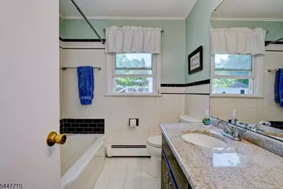 10 Thompson St, Newton, NJ 07860 - Photo 17