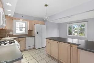 340 Fenlon Blvd, Clifton, NJ 07014 - Photo 11