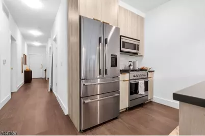 386 5th St #204, Jersey City, NJ 07302 - Photo 27