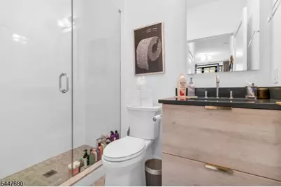386 5th St #204, Jersey City, NJ 07302 - Photo 25
