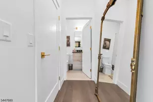 386 5th St, Jersey City, NJ 07302 - Photo 15