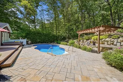 111 Kitchell Lake Dr, West Milford, NJ 07480 - Photo 31