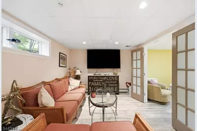 111 Kitchell Lake Dr, West Milford, NJ 07480 - Photo 25
