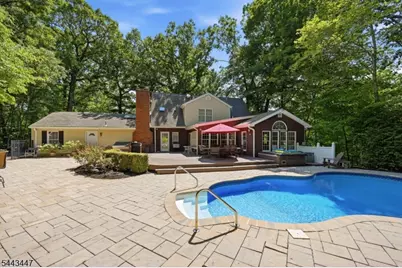 111 Kitchell Lake Dr, West Milford, NJ 07480 - Photo 33