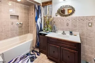 526 Jackson Ave, Elizabeth, NJ 07201 - Photo 7