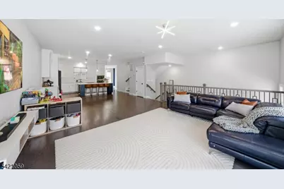 12 Marigold Ct, Warren Township, NJ 07059 - Photo 11