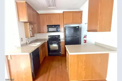 411 Deluca Rd, Belleville, NJ 07109 - Photo 9