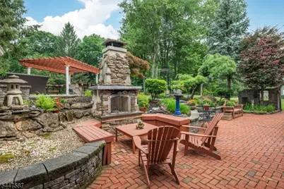 1 Evergreen Dr, Chester, NJ 07930 - Photo 35