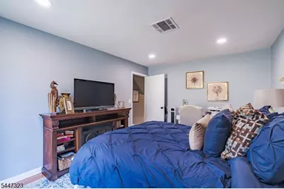 38 N Slope #38, Union Township, NJ 08809 - Photo 19