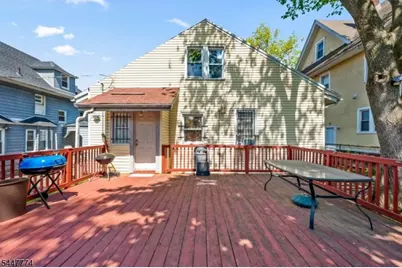 42 Scheerer Ave, Newark, NJ 07112 - Photo 7