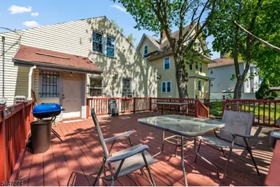 42 Scheerer Ave, Newark, NJ 07112 - Photo 9