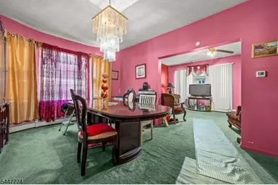 42 Scheerer Ave, Newark, NJ 07112 - Photo 5