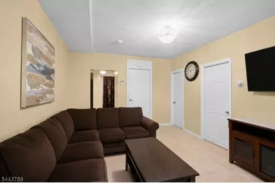 526 E 25th St, Paterson, NJ 07514 - Photo 3