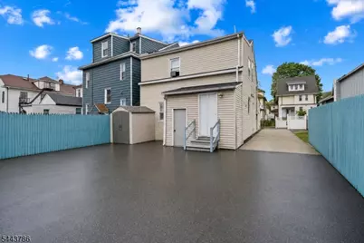 526 E 25th St, Paterson, NJ 07514 - Photo 23