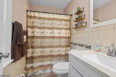 526 E 25th St, Paterson, NJ 07514 - Photo 5