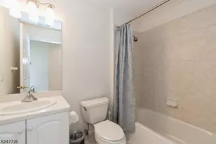 605 Binghampton Ln, Livingston, NJ 07039 - Photo 35