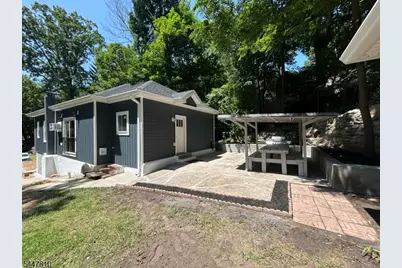 13 Maine St, Jefferson Township, NJ 07849 - Photo 13