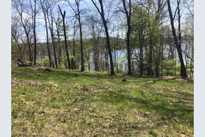 13 Maine St, Jefferson Township, NJ 07849 - Photo 15