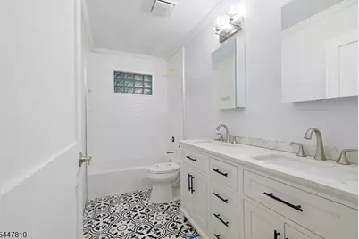 13 Maine St, Jefferson Township, NJ 07849 - Photo 7