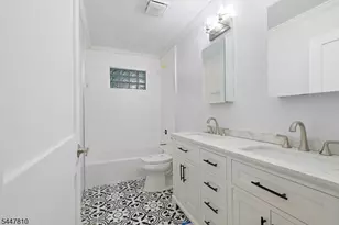 13 Maine St, Jefferson Township, NJ 07849 - Photo 7