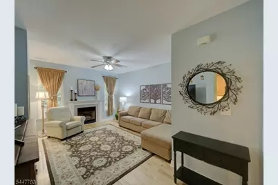 7 Old Orchard Ct, Clinton, NJ 08809 - Photo 5