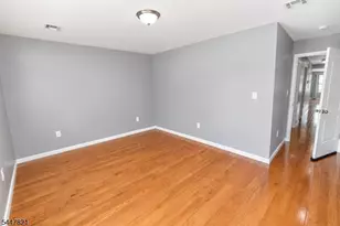 572 S 11th St, Newark, NJ 07103 - Photo 3