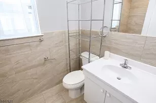 572 S 11th St, Newark, NJ 07103 - Photo 19