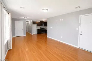 572 S 11th St, Newark, NJ 07103 - Photo 9